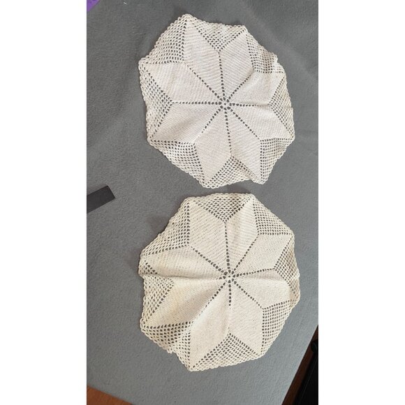 Handmade Crochet Doilies Set of 2 Beige Cotton Star Pattern 13.5" Diameter - Picture 6 of 10